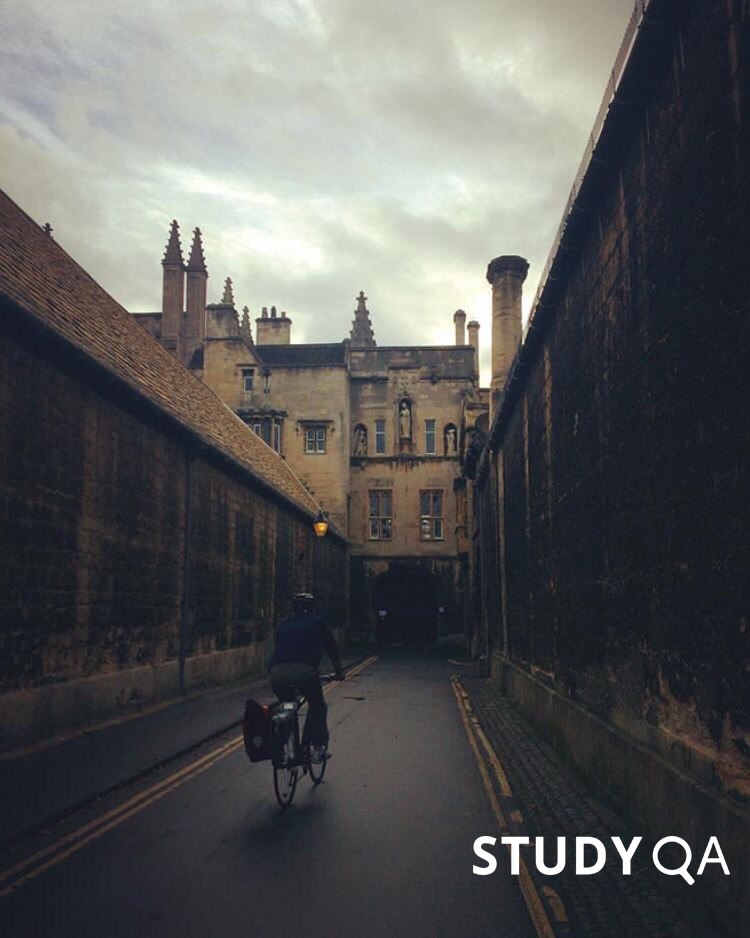 Personal experience: admission to the University of Oxford with a scholarship